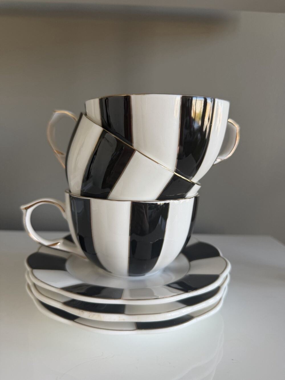 Set Of 3 Grace Teaware Tea Cups With Saucers Mackenzie Style